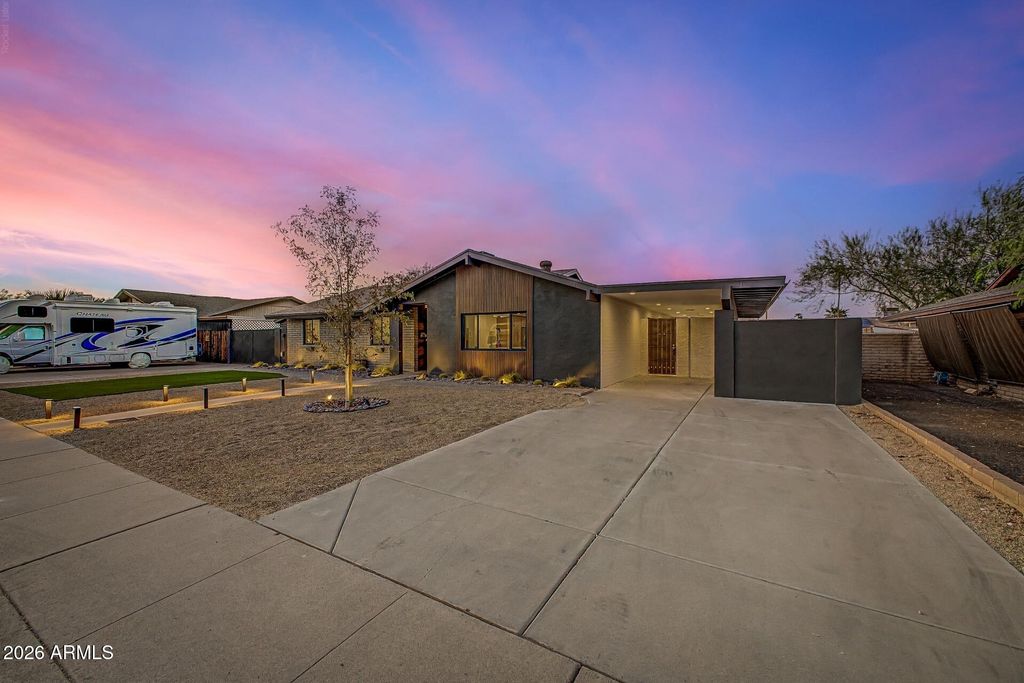 2808 E LUPINE Avenue, Phoenix, AZ 85028 — photo 3