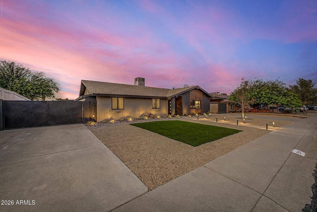 2808 E LUPINE Avenue, Phoenix, AZ 85028 — photo 5