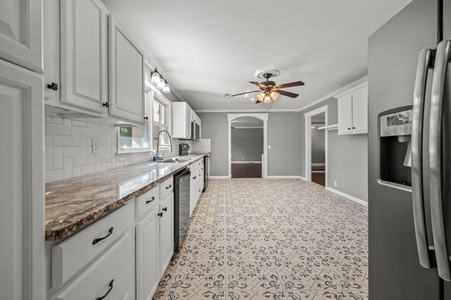 2329 Dilton Mankin Rd, Murfreesboro, TN 37127