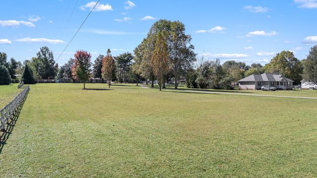 2329 Dilton Mankin Rd, Murfreesboro, TN 37127