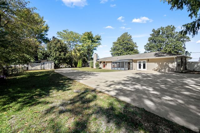 2329 Dilton Mankin Rd, Murfreesboro, TN 37127