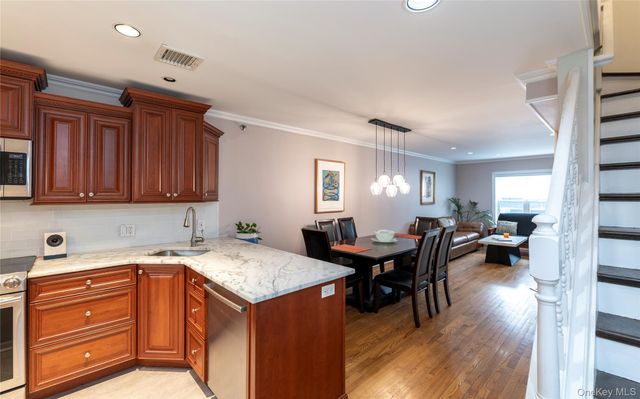 50 N Broadway 17, Nyack, NY 10960