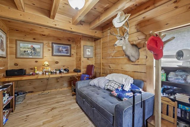 615 Lakeview Avenue, Merrimac, WI 53561