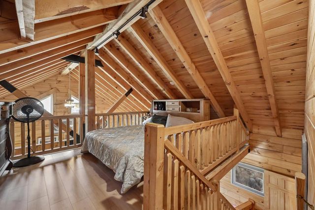 615 Lakeview Avenue, Merrimac, WI 53561