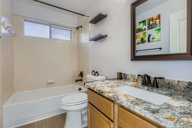 25519 Echo Springs, San Antonio, TX 78260