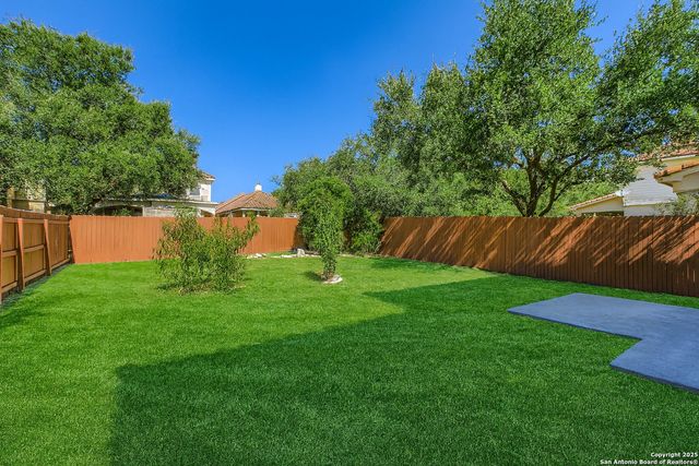 25519 Echo Springs, San Antonio, TX 78260