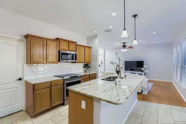 25519 Echo Springs, San Antonio, TX 78260