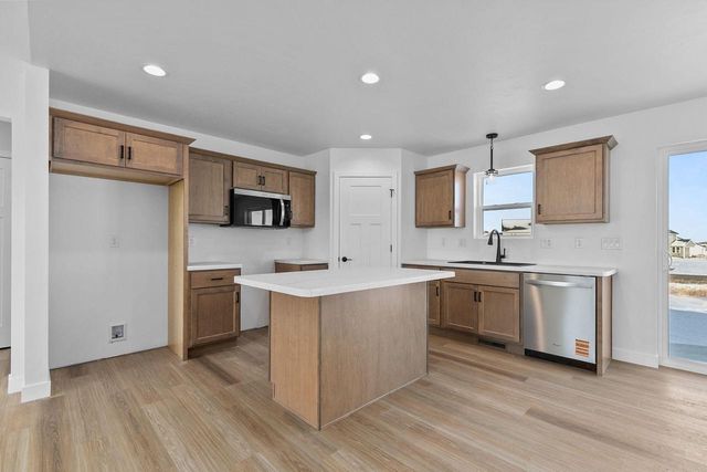 W5610 TONYS WAY, Appleton, WI 54915