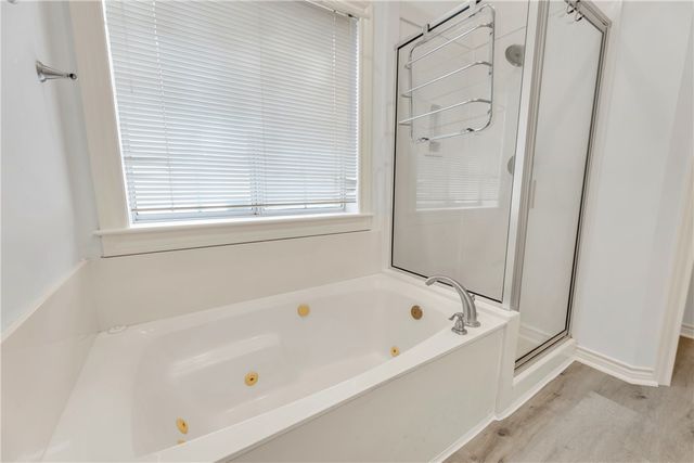 5560 Timberwood Drive, College Station, TX 77845