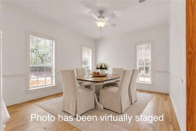 5560 Timberwood Drive, College Station, TX 77845