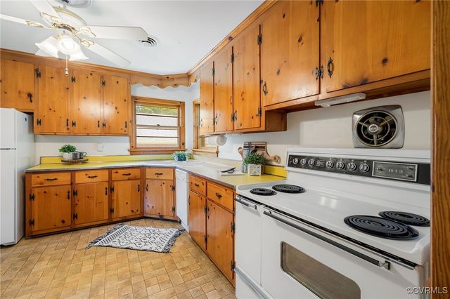 4212 Randolph Rd, North Chesterfield, VA 23236