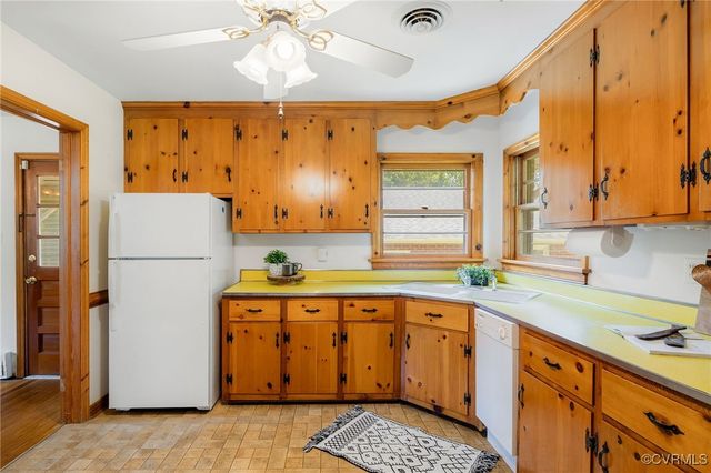4212 Randolph Rd, North Chesterfield, VA 23236