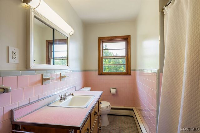 4212 Randolph Rd, North Chesterfield, VA 23236