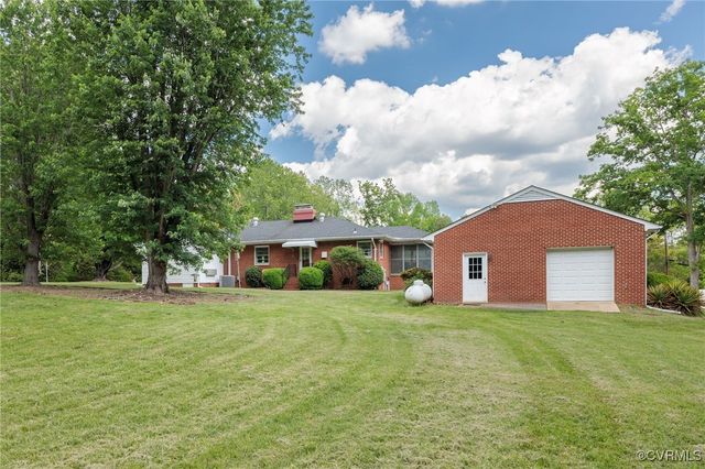 4212 Randolph Rd, North Chesterfield, VA 23236