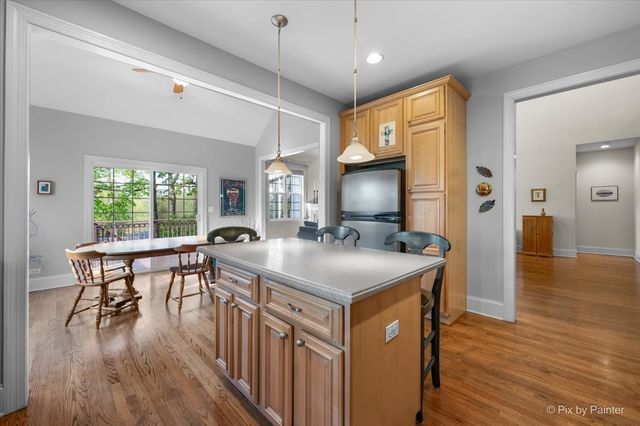 524 Tower Place, Fox River Grove, IL 60021