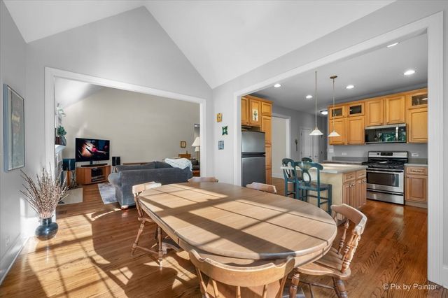 524 Tower Place, Fox River Grove, IL 60021