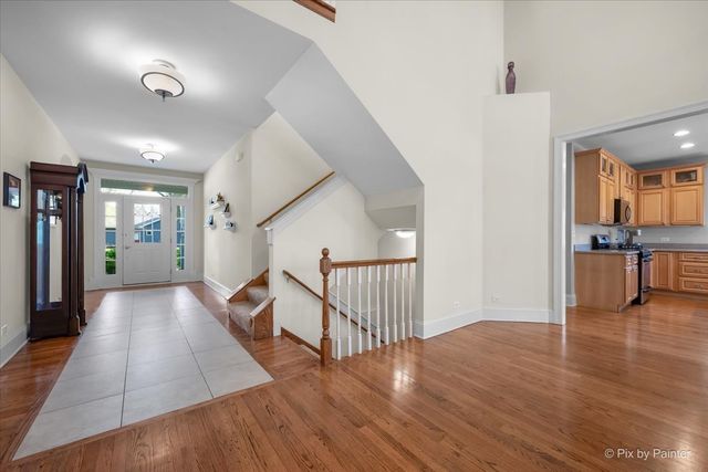 524 Tower Place, Fox River Grove, IL 60021
