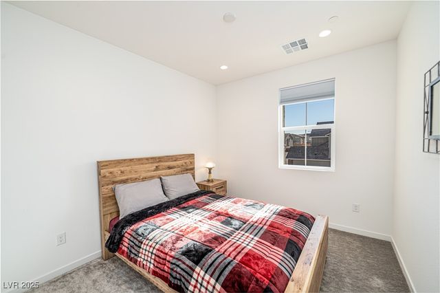 10386 Vista Argento Avenue, Las Vegas, NV 89166