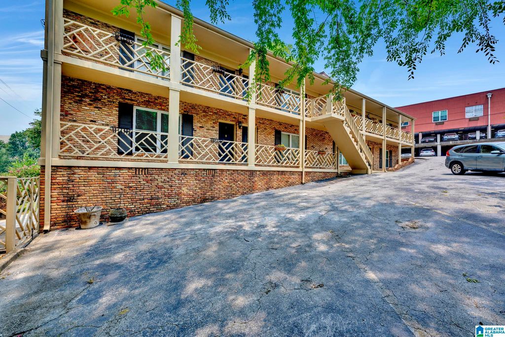 2825 Highland Ave S Apt 3, Birmingham, AL 35205