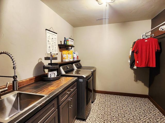 4 MISTRAL COURT, Fond Du Lac, WI 54937