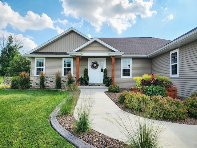 4 MISTRAL COURT, Fond Du Lac, WI 54937