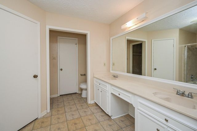 7918 Chancel Drive, Houston, TX 77071