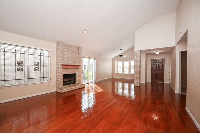 7918 Chancel Drive, Houston, TX 77071