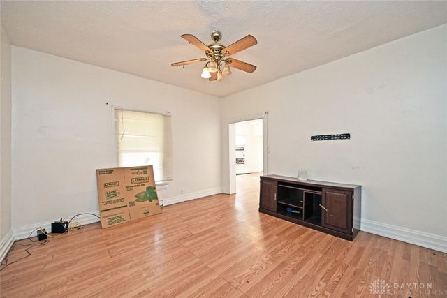 2712 Hoover Avenue, Dayton, OH 45402