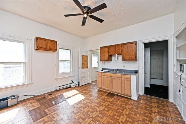2712 Hoover Avenue, Dayton, OH 45402