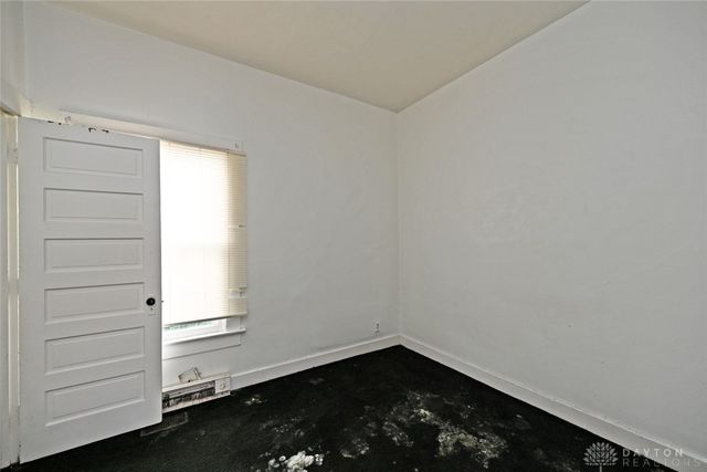 2712 Hoover Avenue, Dayton, OH 45402