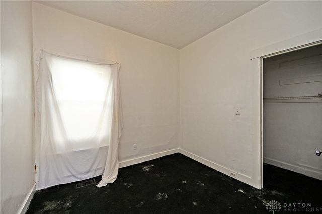 2712 Hoover Avenue, Dayton, OH 45402