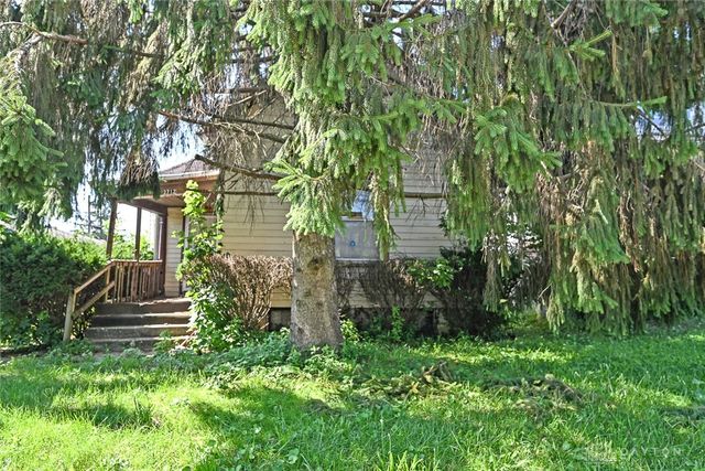 2712 Hoover Avenue, Dayton, OH 45402