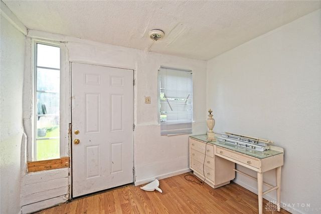 2712 Hoover Avenue, Dayton, OH 45402