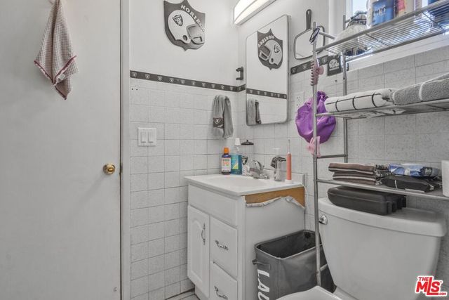 505 W 1st Street, Azusa, CA 91702
