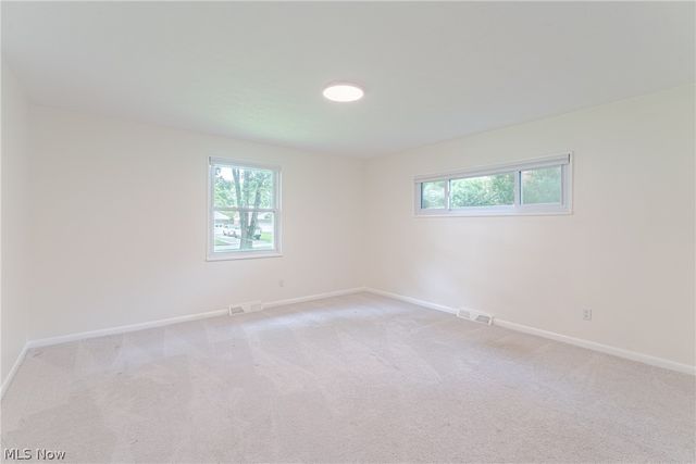 5680 Alberta Drive, Lyndhurst, OH 44124