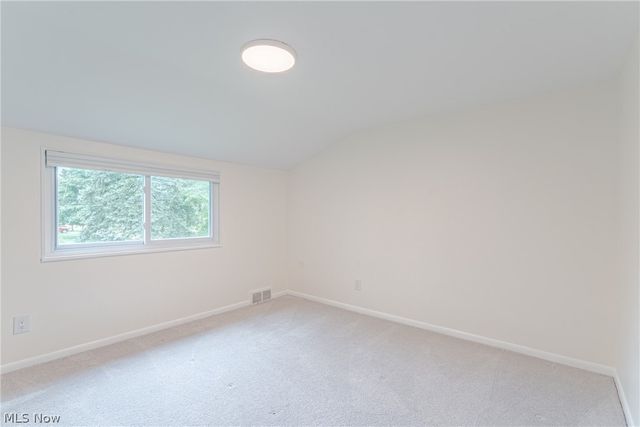 5680 Alberta Drive, Lyndhurst, OH 44124