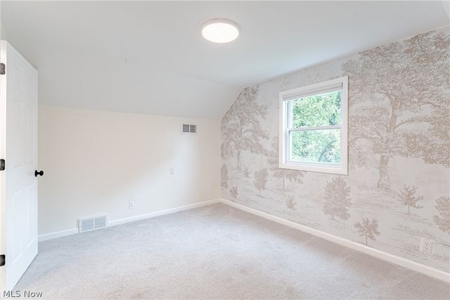 5680 Alberta Drive, Lyndhurst, OH 44124