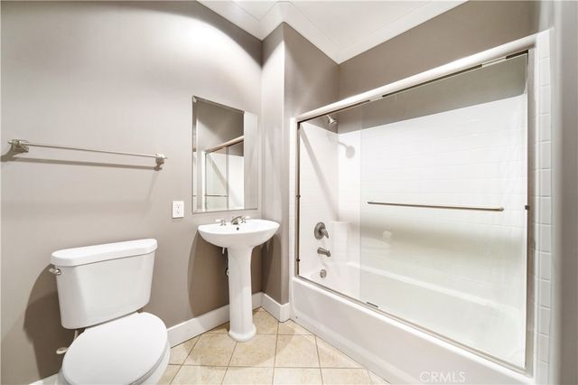 136 N Vermont, Glendora, CA 91741