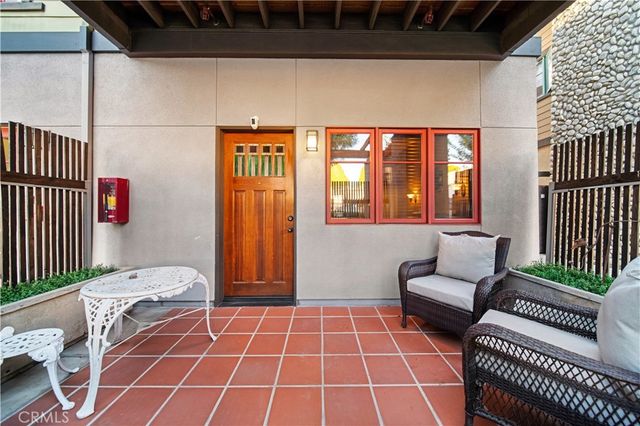 136 N Vermont, Glendora, CA 91741