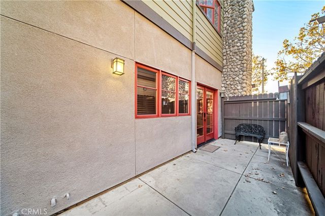 136 N Vermont, Glendora, CA 91741