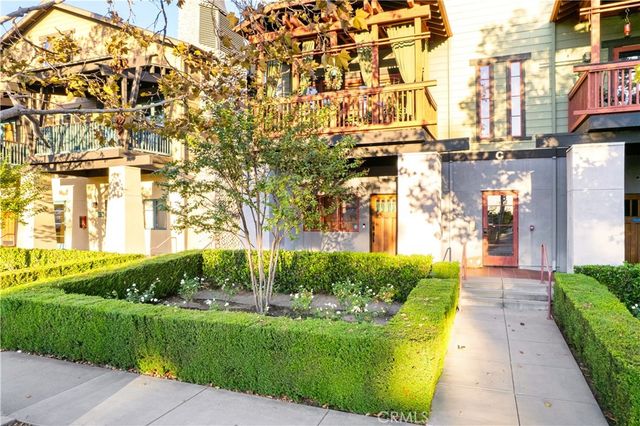 136 N Vermont, Glendora, CA 91741