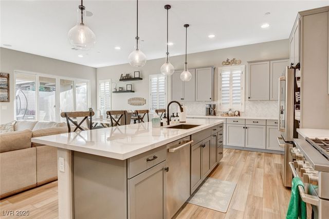 117 Ella Ashman Avenue, Henderson, NV 89011