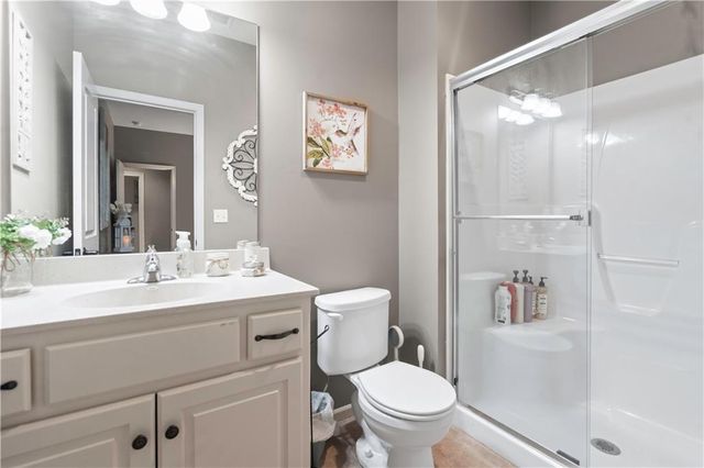 2628 W 162nd Terrace, Overland Park, KS 66085