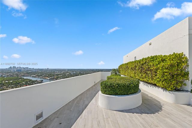 2200 N Ocean Boulevard S2301, Fort Lauderdale, FL 33305