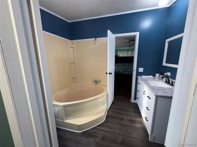 4729 Turtle Creek Drive, Howell, MI 48843