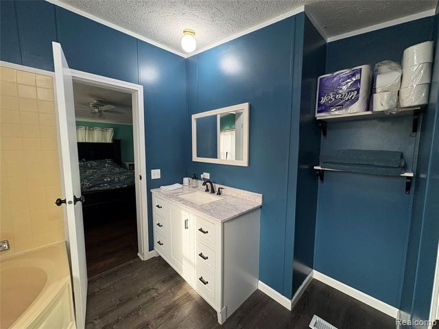 4729 Turtle Creek Drive, Howell, MI 48843
