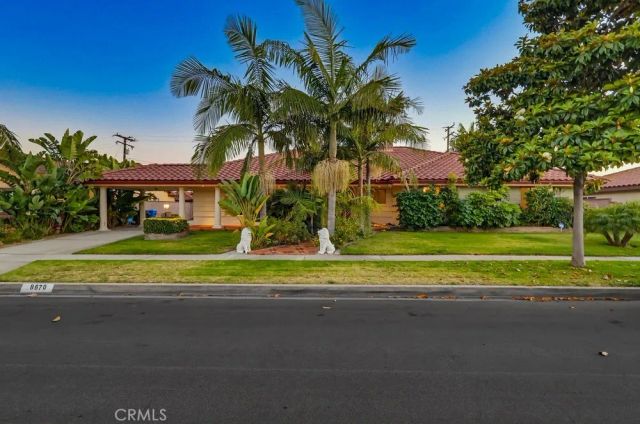 8670 7th, Downey, CA 90241