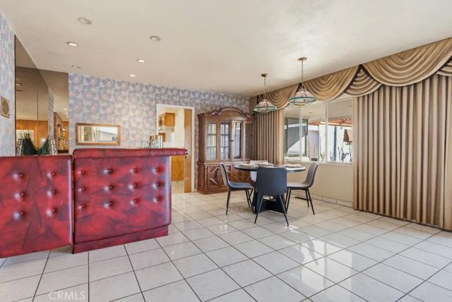 8670 7th, Downey, CA 90241