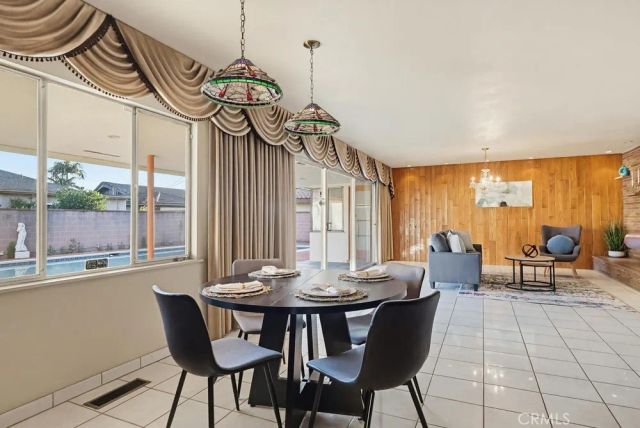 8670 7th, Downey, CA 90241