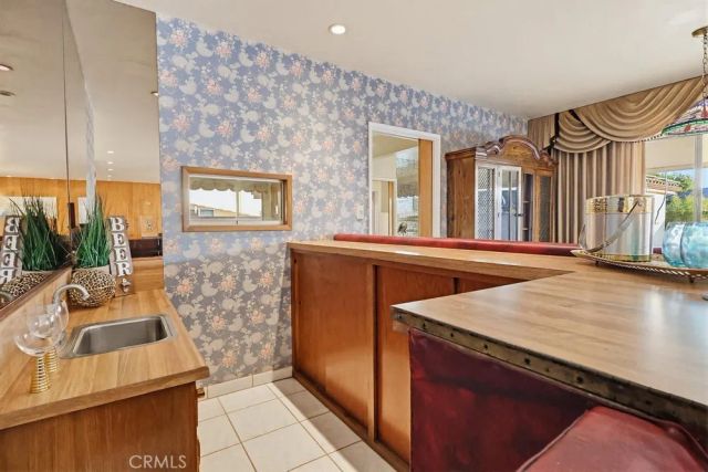 8670 7th, Downey, CA 90241